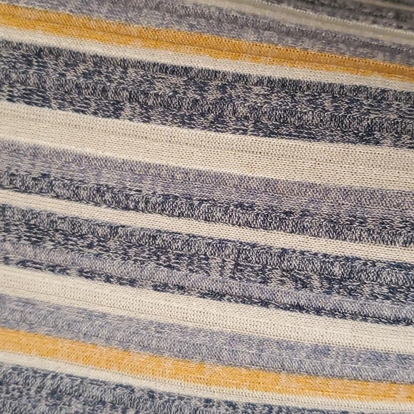 Top - Picture 5 of 6